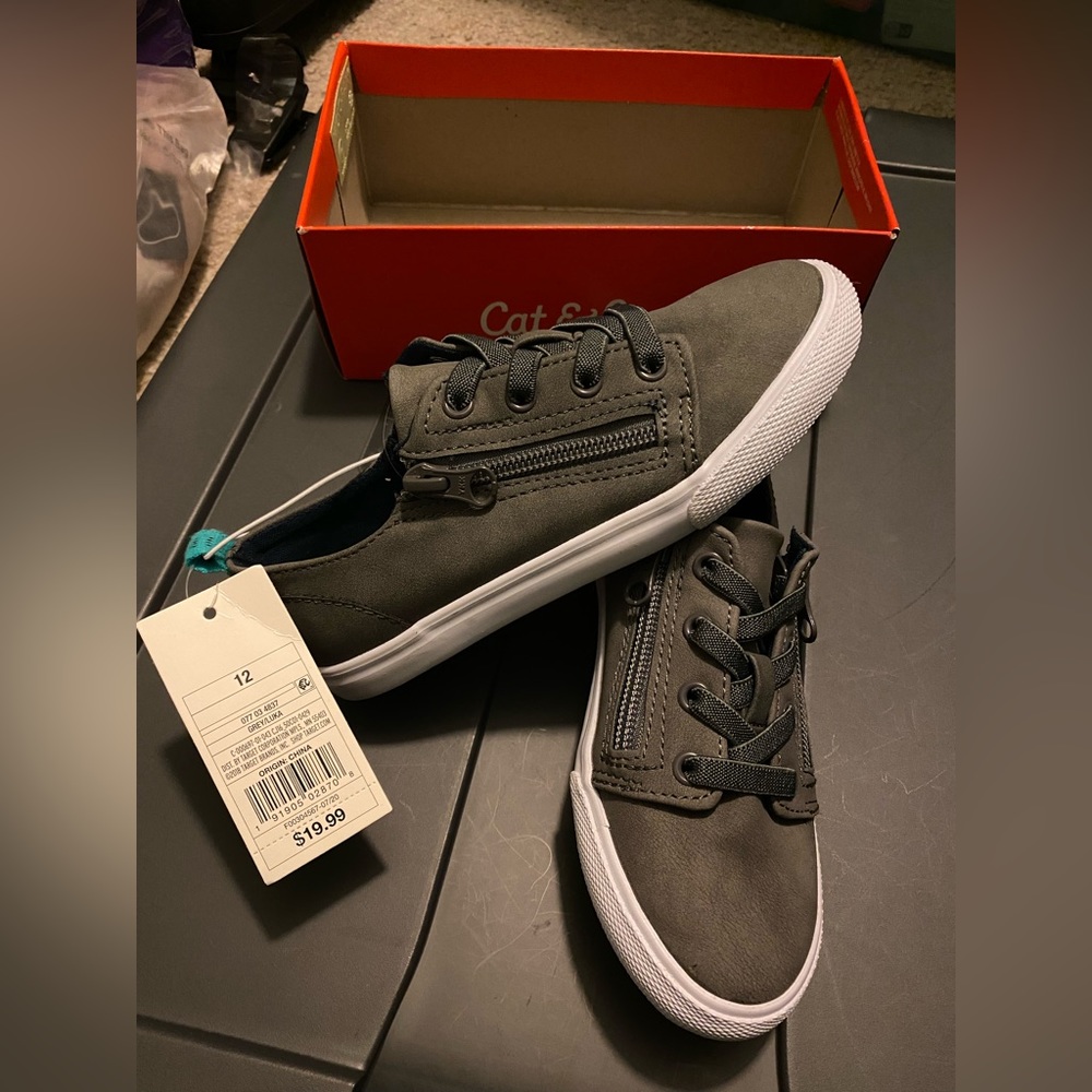 Cat & Jack Toddler Boys Zip Up Shoe- Gray size 12